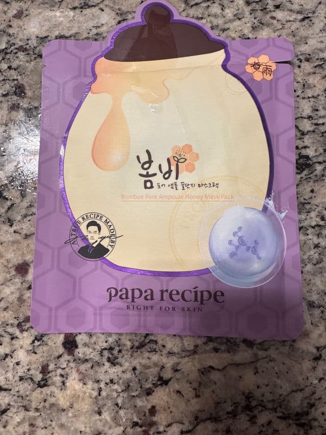 PAPA RECIPE Bombee Pore Ampoule Honey Mask Pack review photo by LPeachy