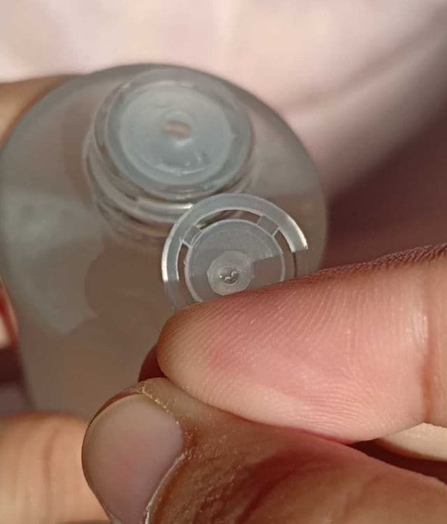 Sesuka Lavish Hydrating Essence review photo by kikyisnaeni12