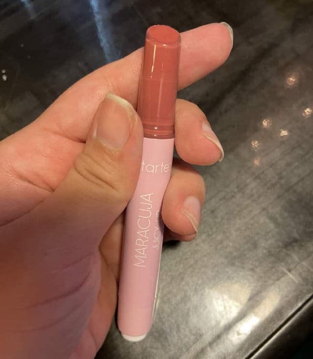 Tarte Maracuja Juicy Lip Balm - Orchid (Mauve) review photo by Crisdane07