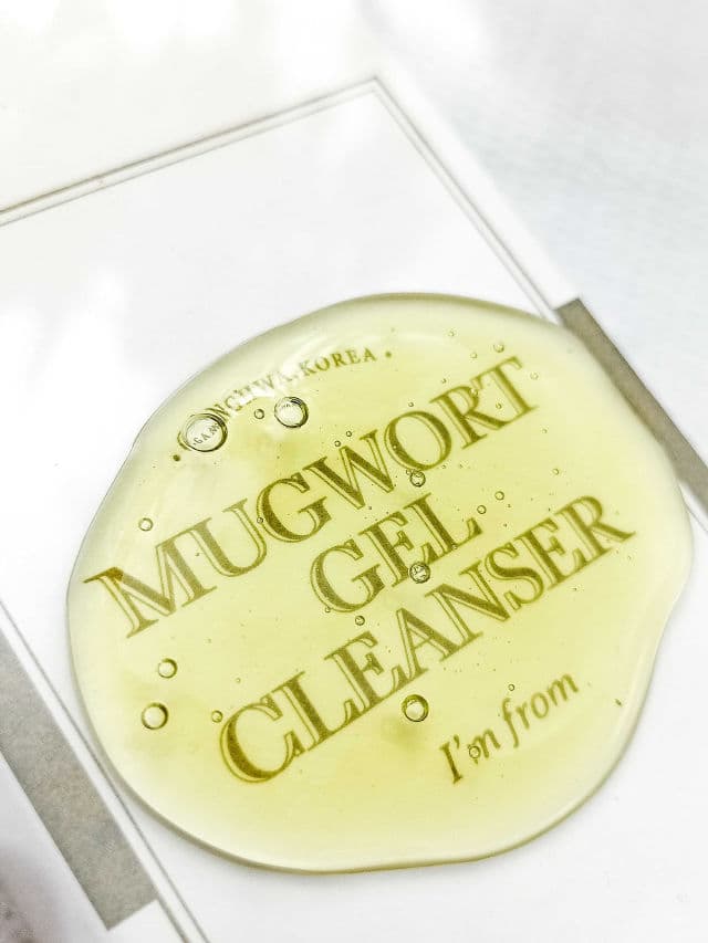 I'M FROM Mugwort Gel Cleanser review photo by KatrinaBandolin