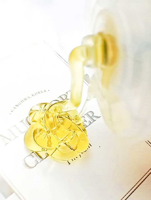 I'M FROM Mugwort Gel Cleanser review photo by KatrinaBandolin