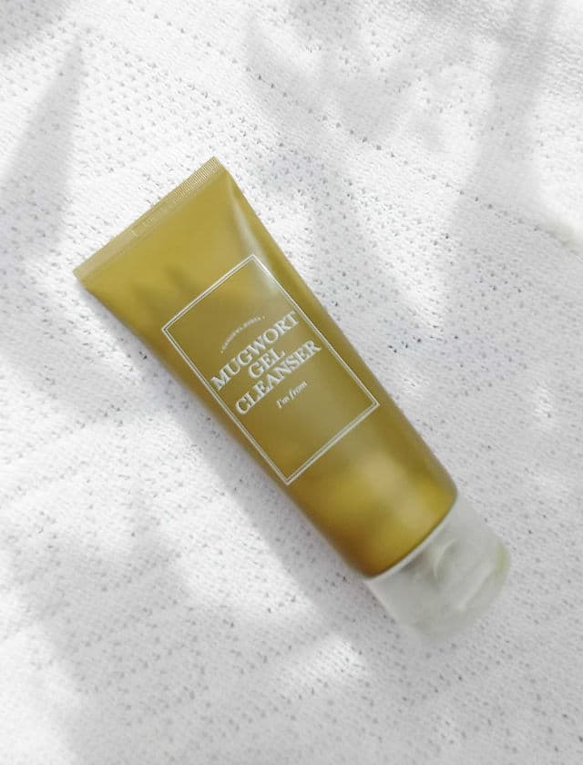 I'M FROM Mugwort Gel Cleanser review photo by KatrinaBandolin