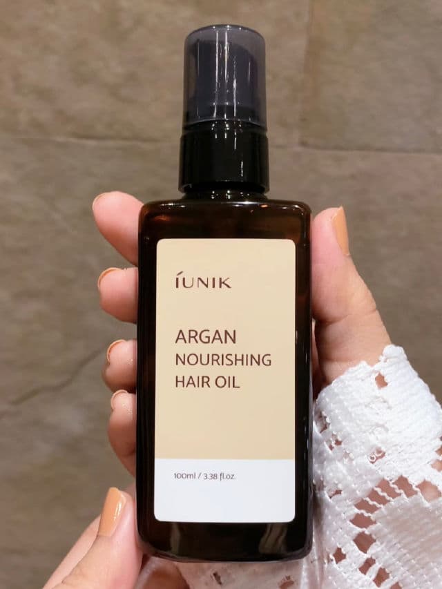 Iunik Argan Nourishing Hair Oil review photo by Licalikes