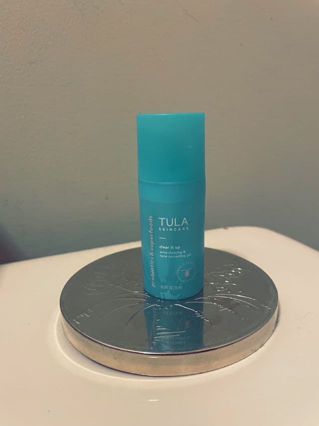 TULA Skincare Clear It Up Acne Clearing and Tone Correcting Gel review photo by clairemarie