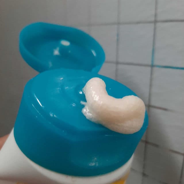 Garnier Bright Complete 3-in-1 Anti Acne Facial Wash review photo by eladwyn