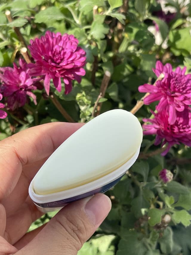 ISNTREE Hyaluronic Acid Airy Sun Stick SPF 50 PA++++ review photo by queque062