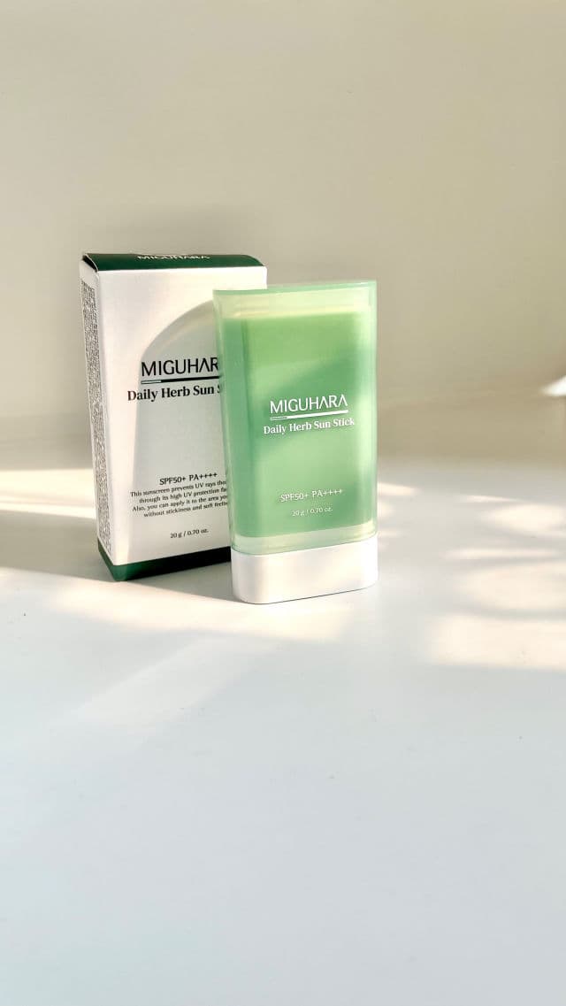 Miguhara (Green) Daily Herb Sun Stick SPF 50+ PA++++ review photo by cupfulofselfcare08