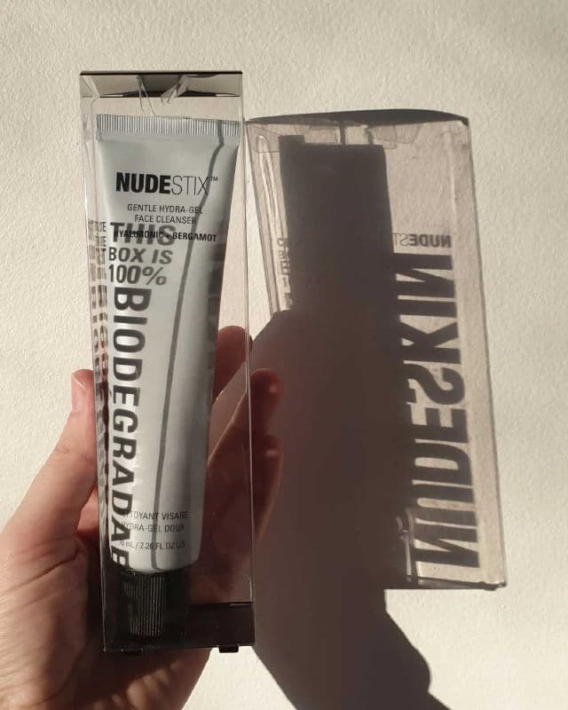 Nudestix Nudeskin Gentle Hydra-Gel Face Cleanser review photo by Mamajournalist