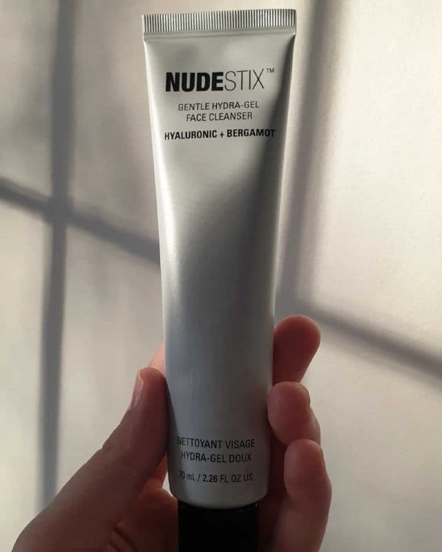 Nudestix Nudeskin Gentle Hydra-Gel Face Cleanser review photo by Mamajournalist