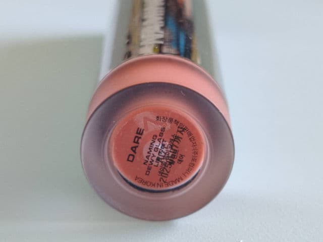 NAMING. Comely review photo by Lesyao