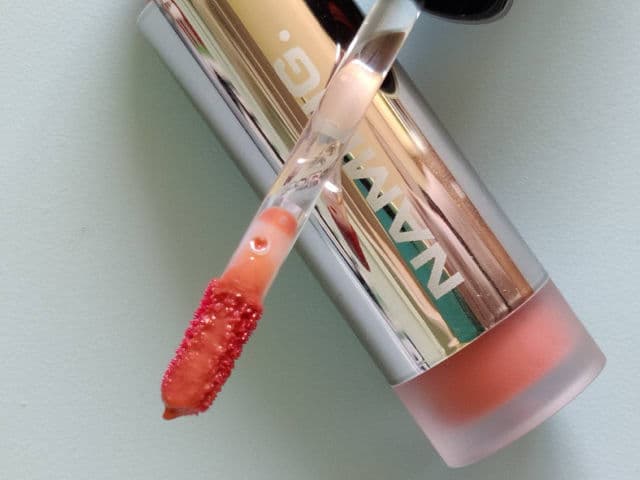 NAMING. Comely review photo by Lesyao