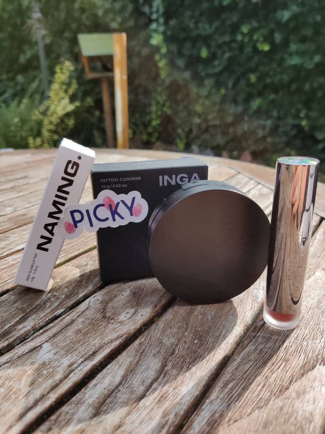 NAMING. Comely review photo by Lesyao