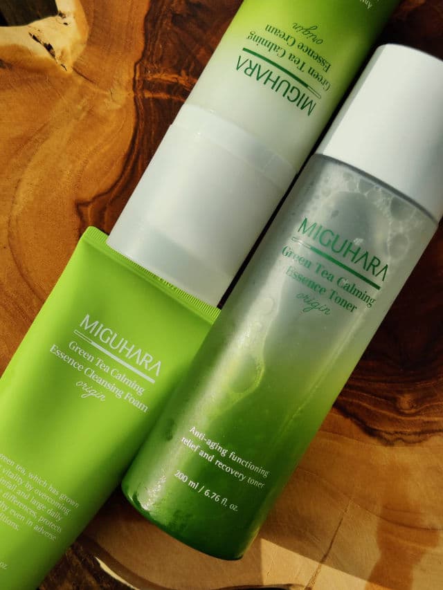 Miguhara Green Tea Calming Essence Cleansing Foam review photo by Lesyao