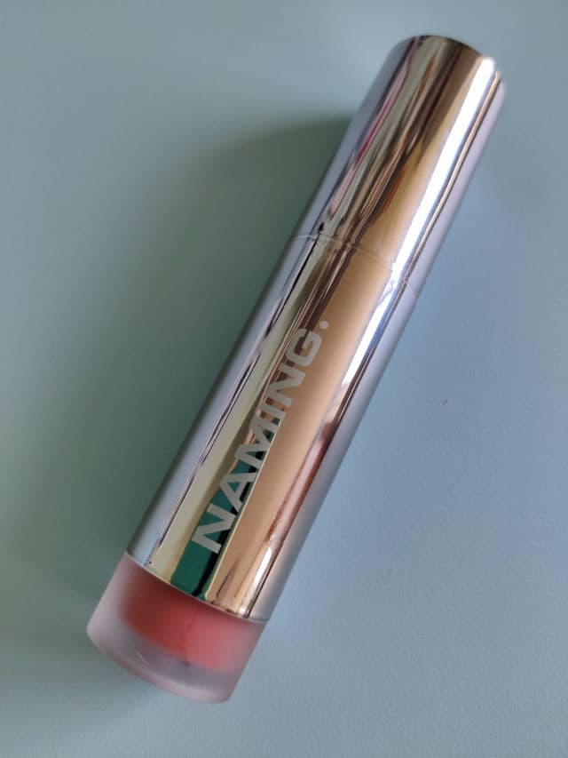 NAMING. Comely review photo by Lesyao