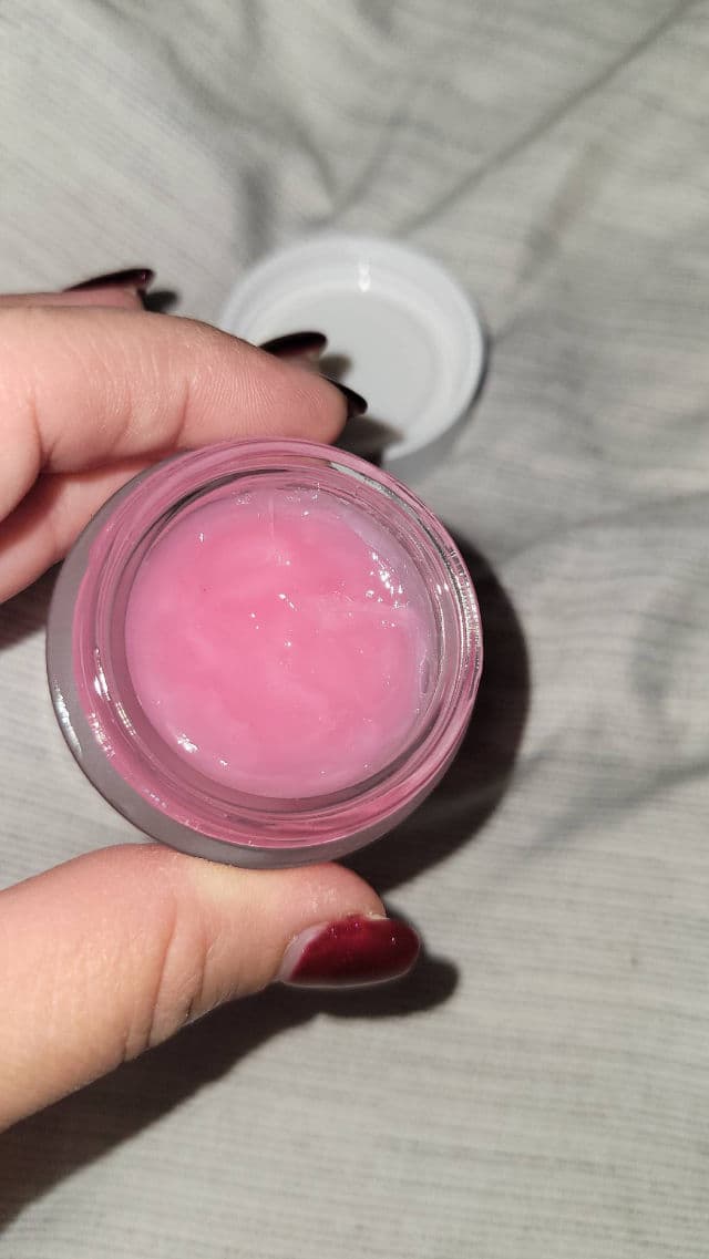 SELF BEAUTY Uniconic Good Night Vitamin C Vegan Lip Mask - Kakadu Plum review photo by Nickers402