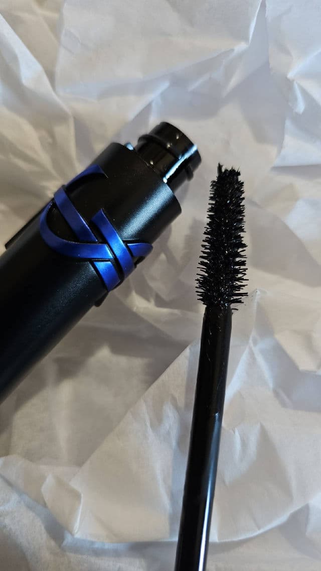 YSL Beauty Lash Clash Extreme Volume Mascara review photo by Nickers402