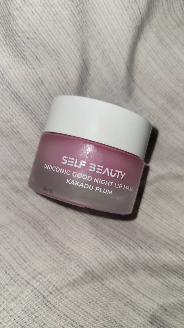 SELF BEAUTY Uniconic Good Night Vitamin C Vegan Lip Mask - Kakadu Plum review photo by Nickers402