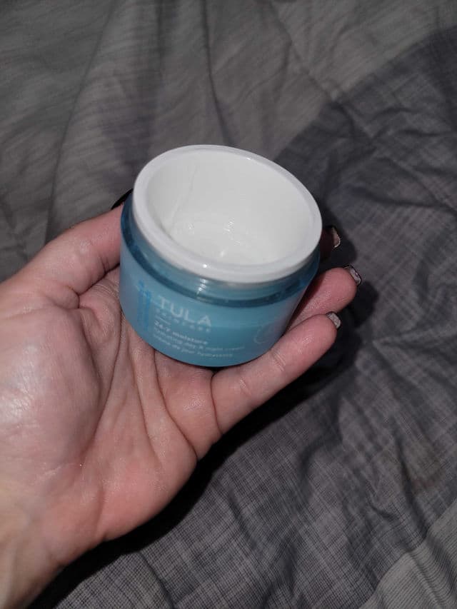 TULA Skincare 24‐7 Moisture Hydrating Day & Night Cream  review photo by Nickers402