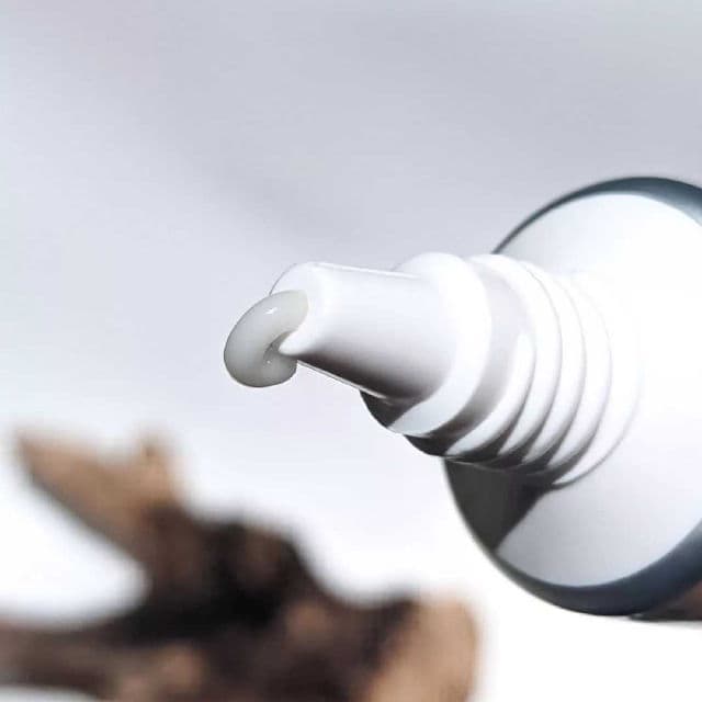 COSNORI Avocado Eye Cream review photo by Cacaaaa