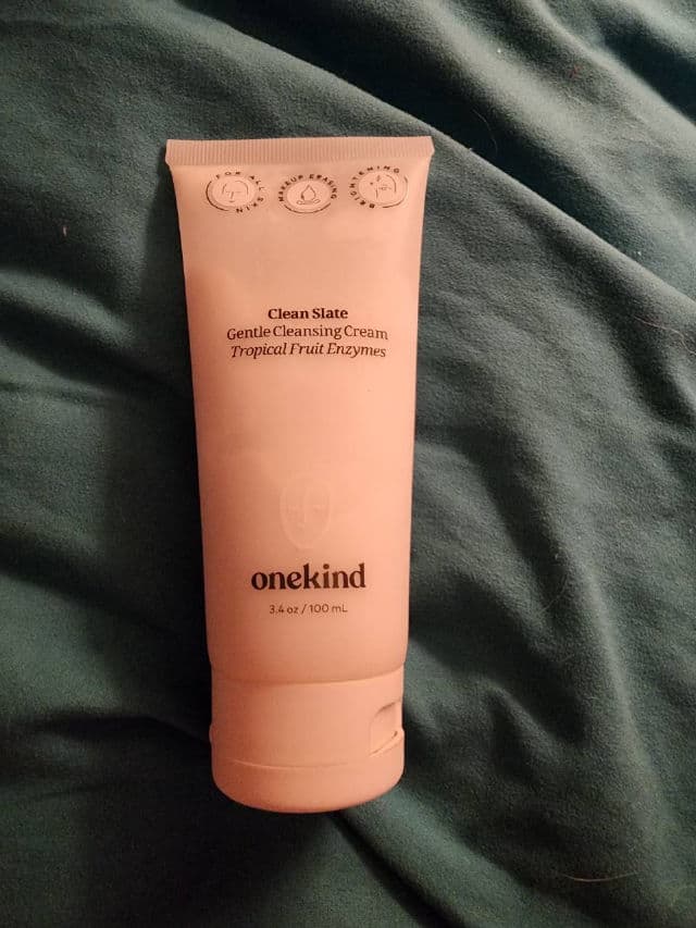 Onekind Clean Slate Gentle Cleansing Cream with Tropical Fruit Enzymes review photo by Beckster