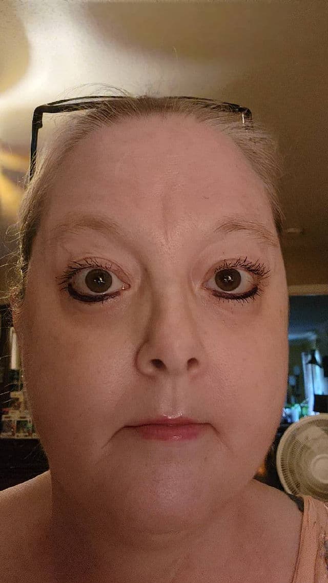 KVD Beauty Full Sleeve Long + Defined Tubing Mascara review photo by Beckster