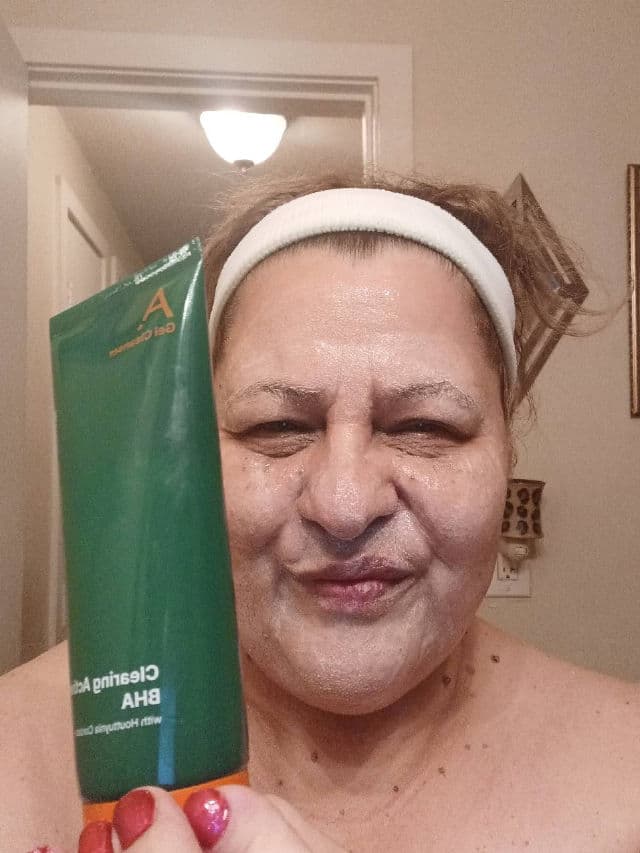 Meditherapy A Clearing Active Acne Serum review photo by SarahRD