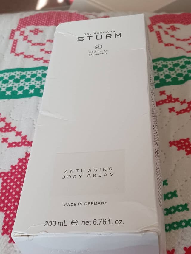 Dr. Barbara Sturm Anti-Aging Body Cream review photo by SarahRD