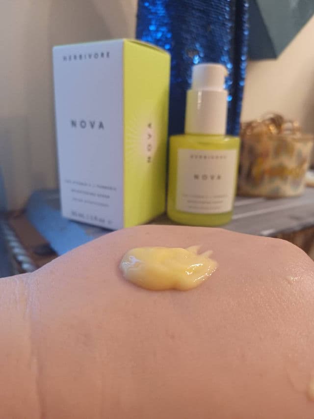 Herbivore Botanicals Nova 15% Vitamin C + Turmeric Brightening Serum review photo by SarahRD