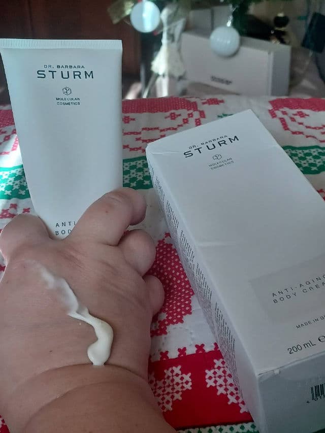 Dr. Barbara Sturm Anti-Aging Body Cream review photo by SarahRD