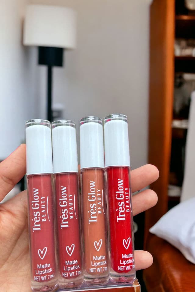 Tres Glow Beauty Fire Red review photo by WNaalya