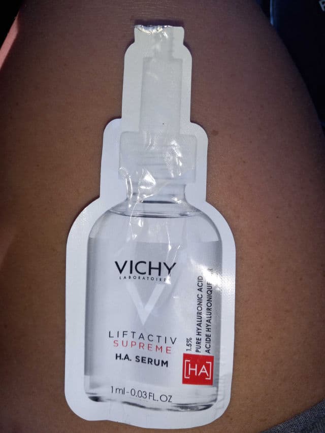 Vichy Laboratories LiftActiv Supreme H.A. Wrinkle Corrector  review photo by DiscoveringDaily