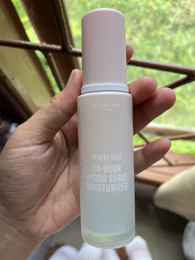 Rose All Day 24-Hour Hydro Surge Moisturizer review photo by maudyyulia