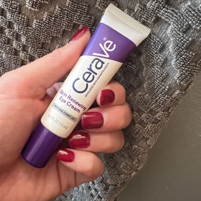 CeraVe Skin Renewing Eye Cream review photo by daniellesheree