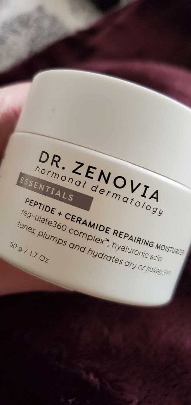 Dr. Zenovia Peptide + Ceramide Repairing Moisturizer review photo by Jacqqq