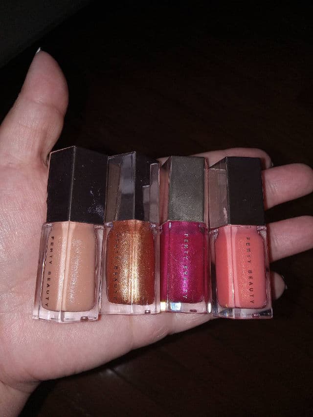 Fenty Beauty Lip Gloss - Glass Slipper - Clear review photo by Sukita