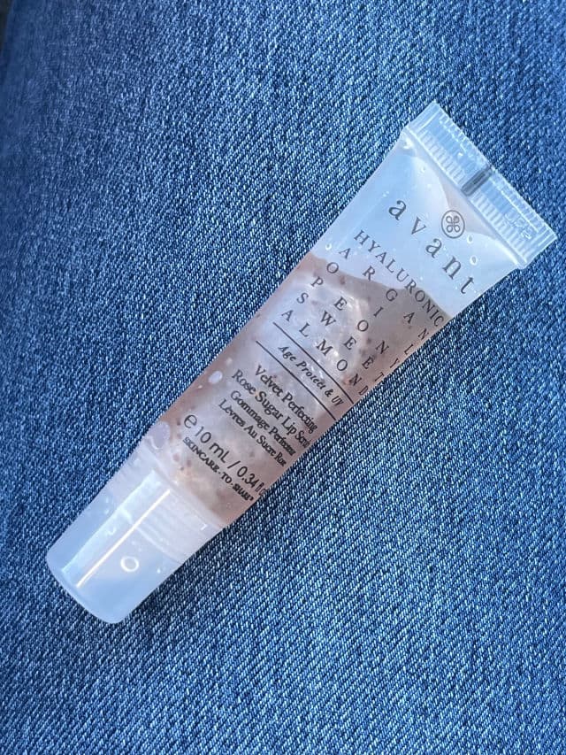 Avant Skincare Velvet Perfecting Rose Sugar Lip Scrub review photo by Jaysbeautylife