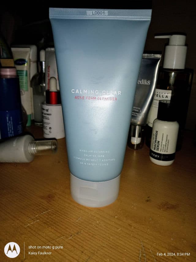 LEADERS Calming Clear Acne Foam Cleanser review photo by kaleyfaulkner