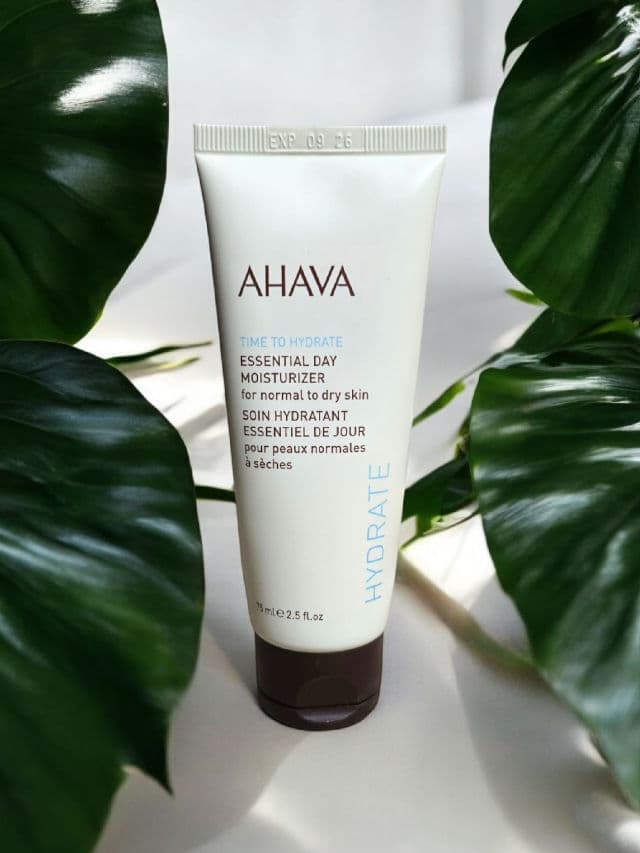 Ahava Essential Day Moisturizer Normal to Dry review photo by VioletAura