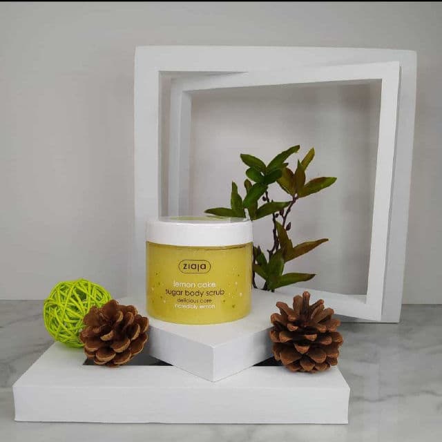 Ziaja Lemon Cake Body Scrub review photo by Xadamara
