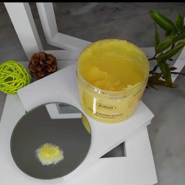 Ziaja Lemon Cake Body Scrub review photo by Xadamara