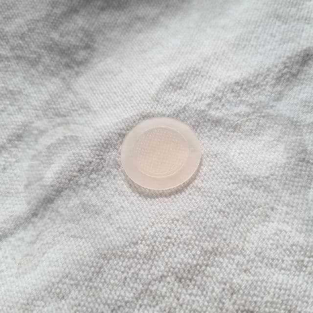 Hero Cosmetics Mighty Patch Micropoint for Blemishes review photo by papillonskin