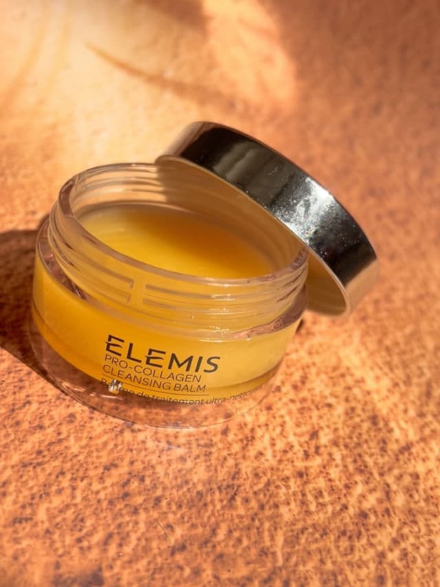 Elemis Pro-Collagen Cleansing Balm review photo by glowyskinsk