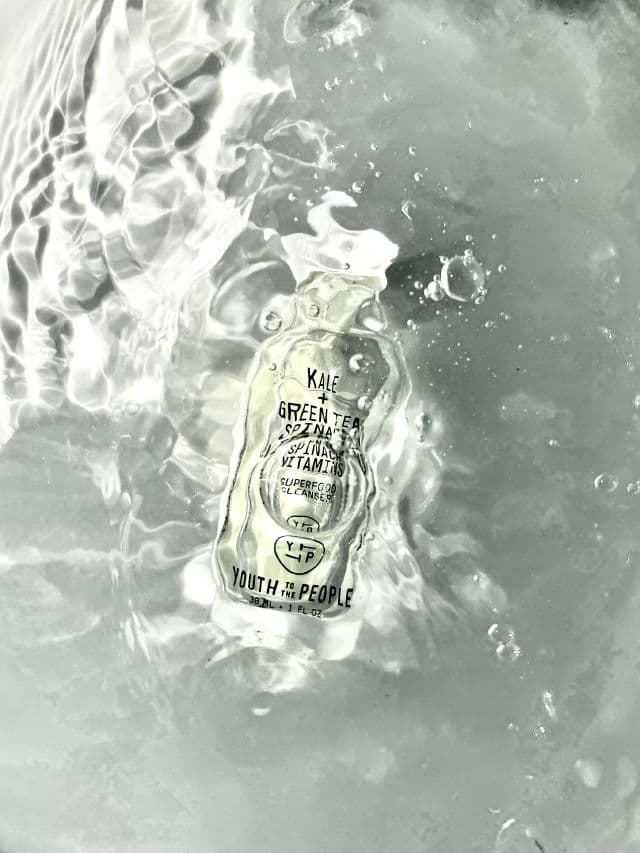 Youth To The People Kale + Green Tea Spinach Vitamins Superfood Cleanser review photo by glowyskinsk