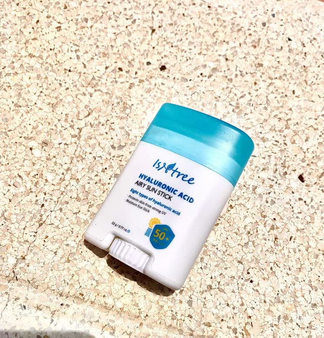 ISNTREE Hyaluronic Acid Airy Sun Stick SPF 50 PA++++ review photo by glowyskinsk