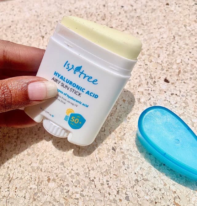 ISNTREE Hyaluronic Acid Airy Sun Stick SPF 50 PA++++ review photo by glowyskinsk