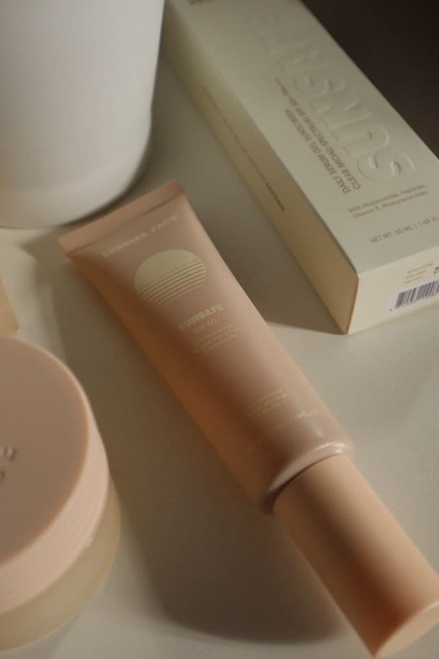 Sunnies Face Sunsafe SPF 50+ PA+++ review photo by Yhelyyy