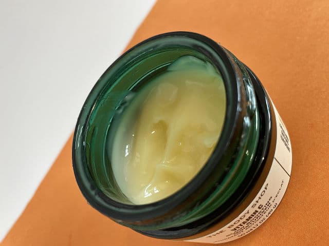 The Body Shop Vitamin C Glow Boosting Moisturizer review photo by LaurenRiecker