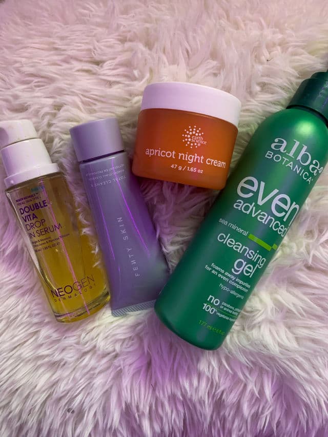 Alba Botanica Even Advanced Sea Mineral Cleansing Gel review photo by Taysdiary