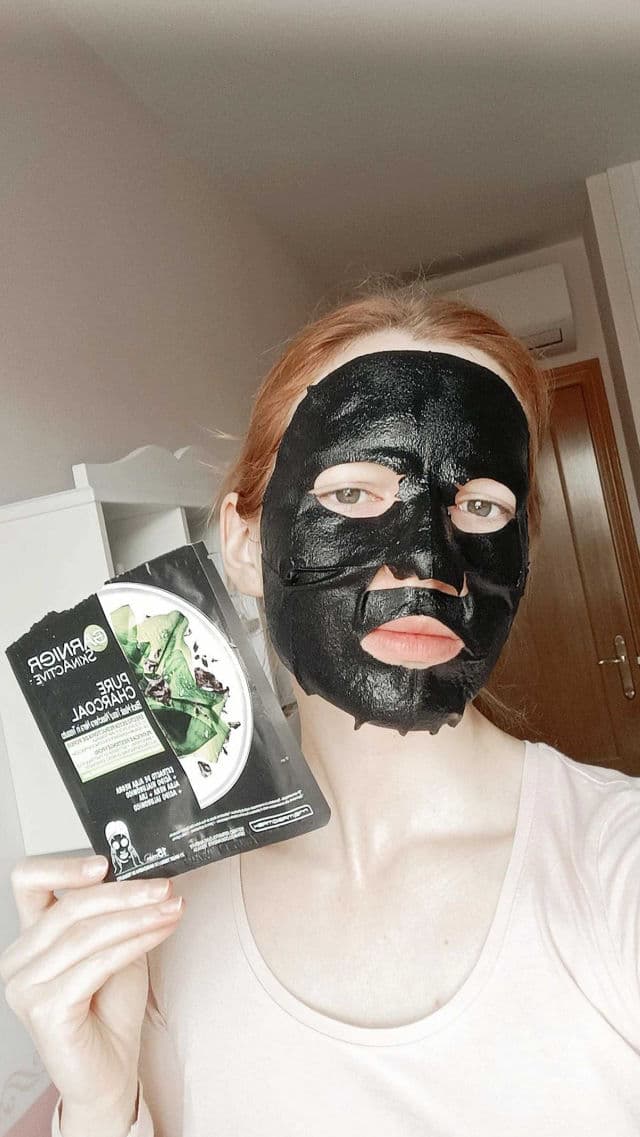 Garnier SkinActive Super Purifying Charcoal Facial Mask review photo by Coquetteskin