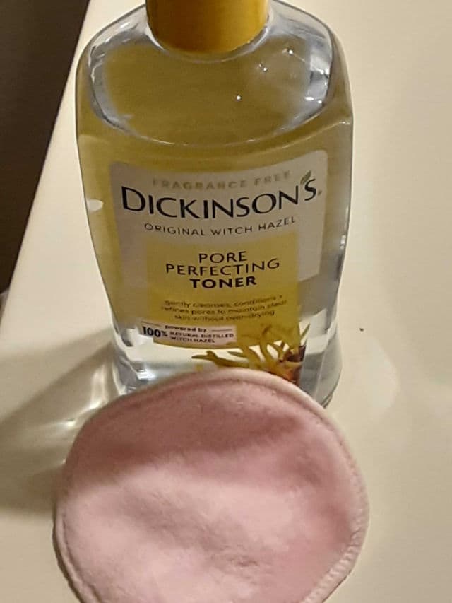 Dickinson's Original Witch Hazel Pore Perfecting Toner review photo by Heatherandandrew08
